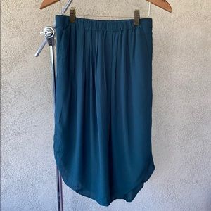 Madewell skirt, dark green with pockets size small